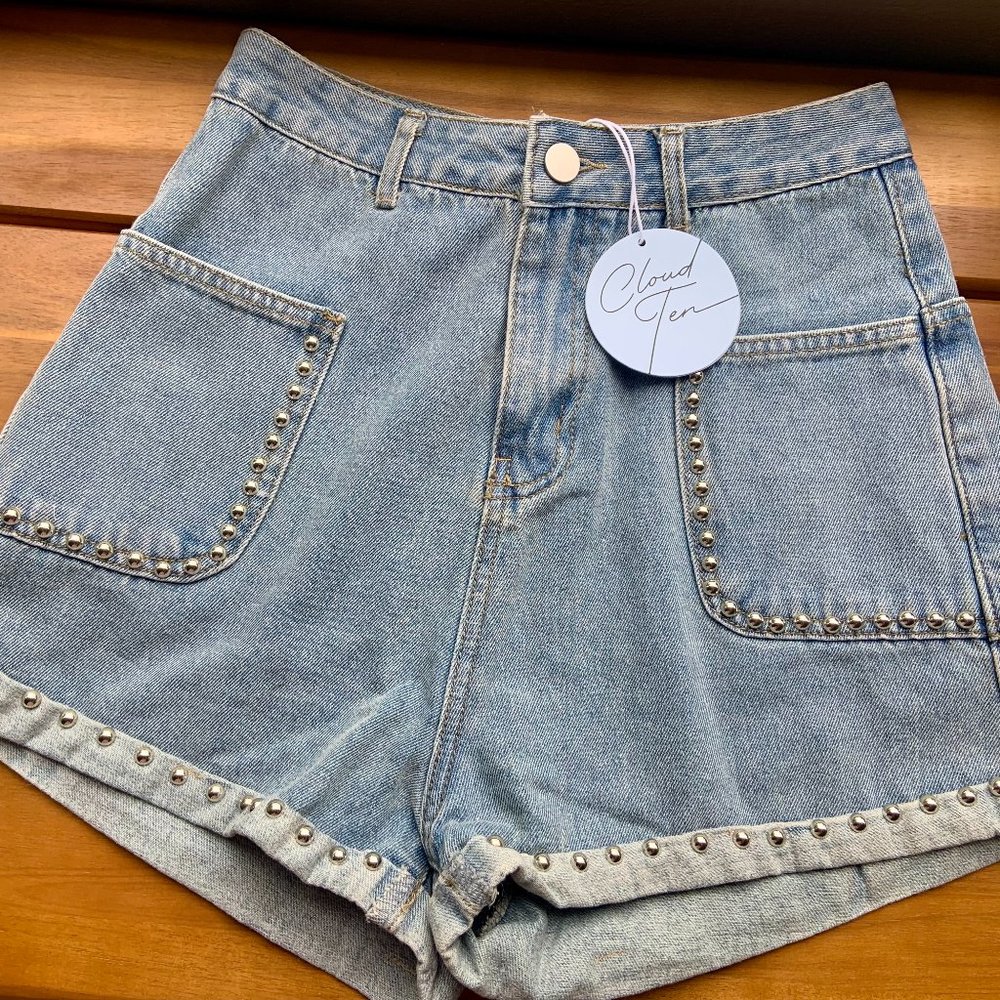 NEW Cloud Ten Women's Shorts
